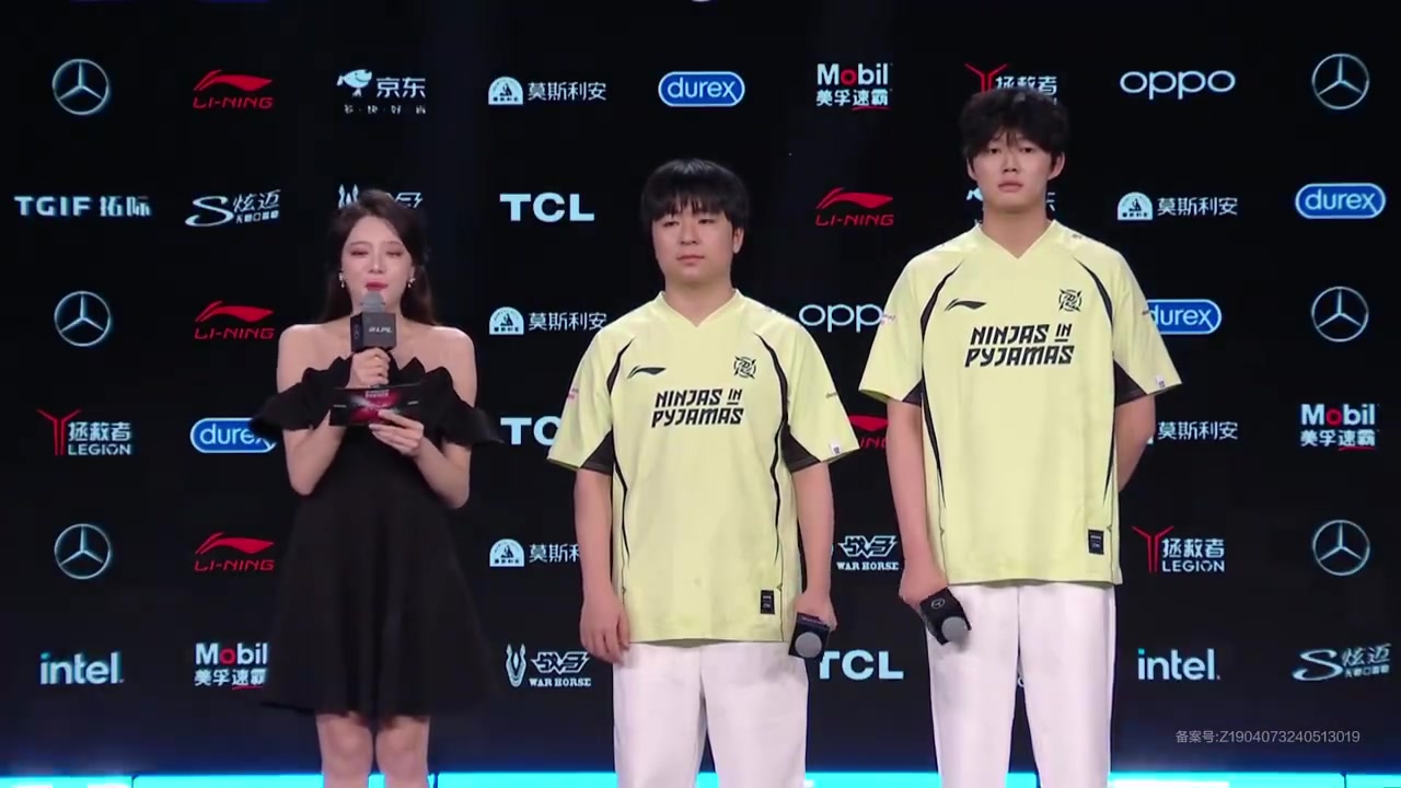 疯了！ Leyan赛后采访：如果我打核心打野 我就有机会击败所有其他打野！